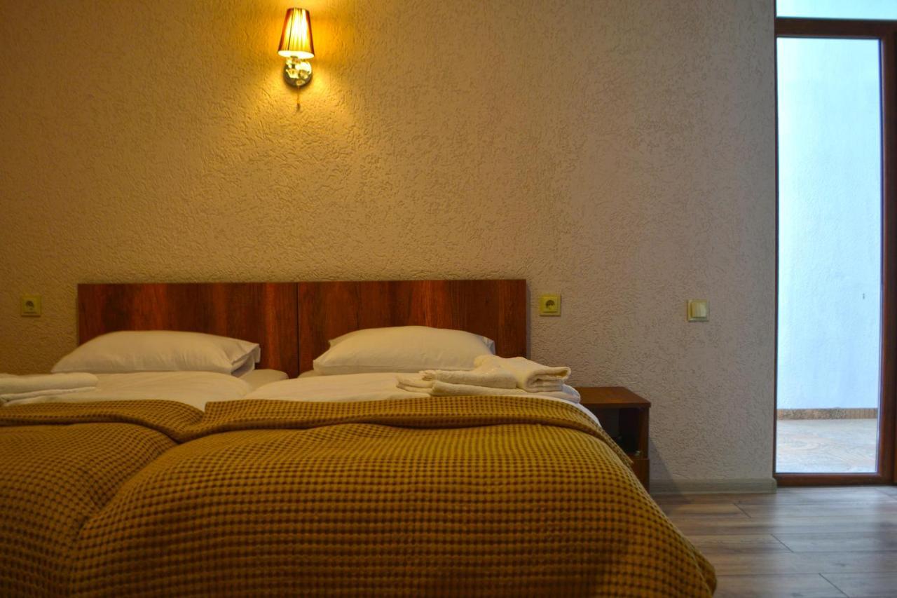 G&G Hotel Tbilisi Esterno foto